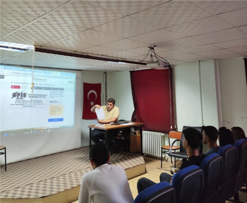 summer-internship-information-meeting-was-held